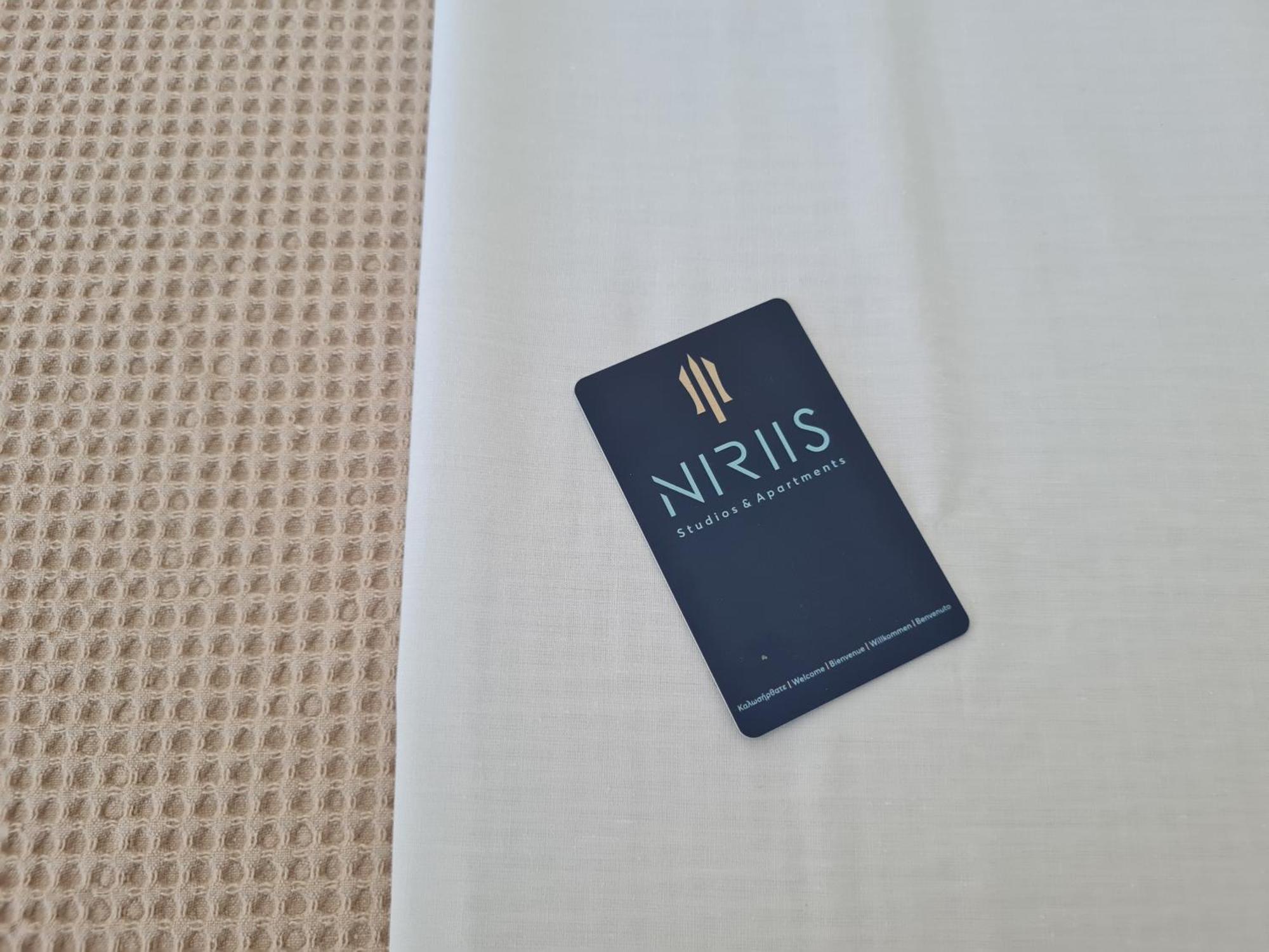 Niriis Studios Aktaia & Glauke Batsi Batsíon Exteriör bild